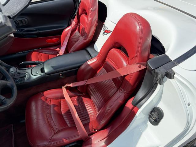 1998 Chevrolet Corvette CONVERTIBLE