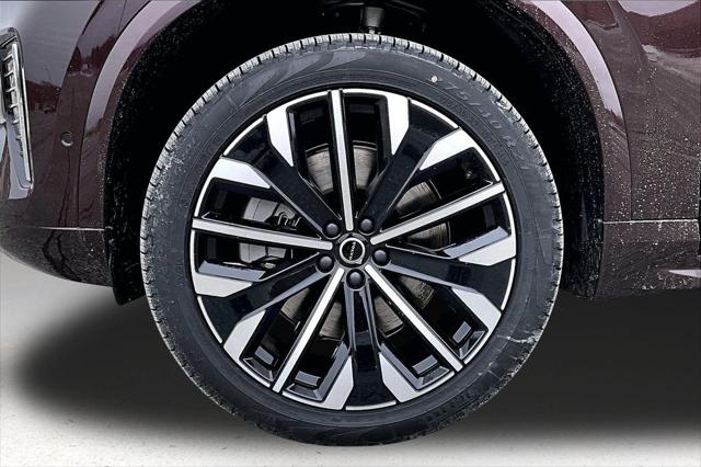 2026 Volvo XC90 Plug-In Hybrid Ultra, T8 AWD, Electric/Gasoline, Bright, 6 Seats