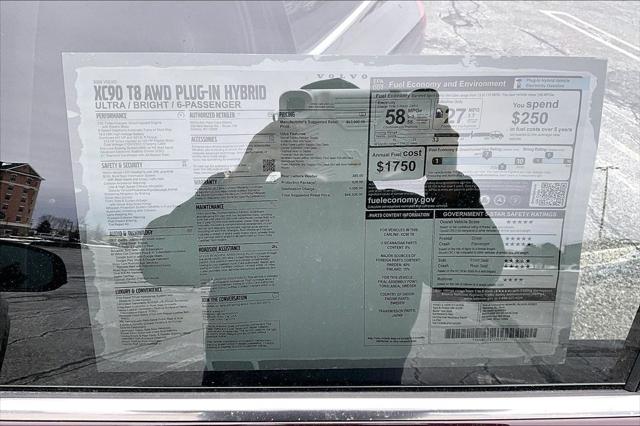 2026 Volvo XC90 Plug-In Hybrid Ultra, T8 AWD, Electric/Gasoline, Bright, 6 Seats