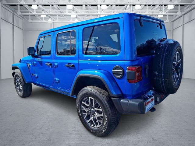 2025 Jeep Wrangler 4-Door Sahara 4x4