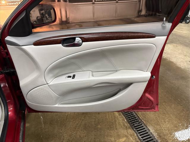 Used 2011 Buick Lucerne CX For Sale in Wilmington, OH