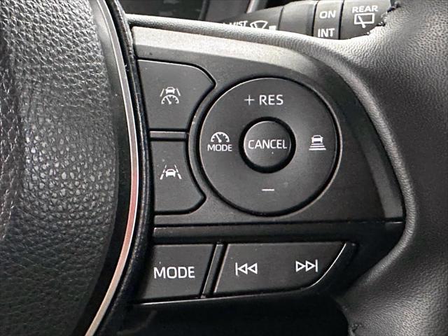 2025 Toyota Corolla Hatchback Nightshade Edition [21]