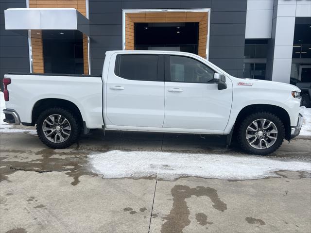 2022 Chevrolet Silverado 1500 4WD Crew Cab Short Bed LT