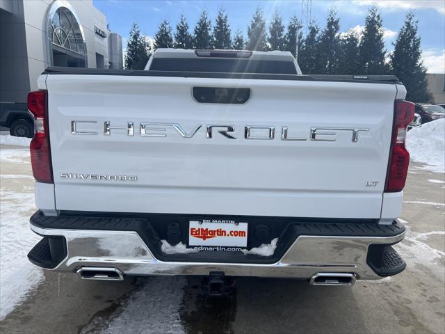 2022 Chevrolet Silverado 1500 4WD Crew Cab Short Bed LT