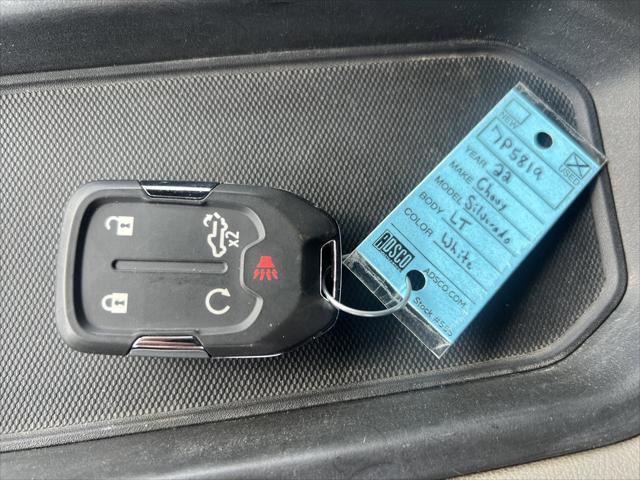 2022 Chevrolet Silverado 1500 4WD Crew Cab Short Bed LT
