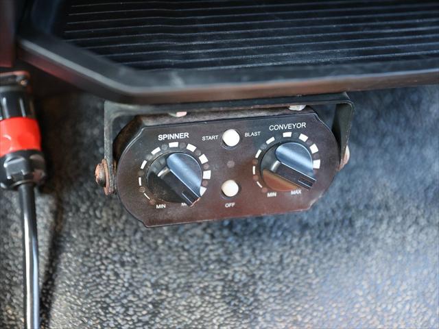 2023 Ford 600 XLT
