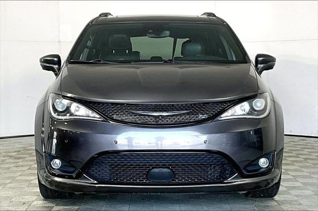 Used 2020 Chrysler Pacifica Limited For Sale in Olive Branch, MS
