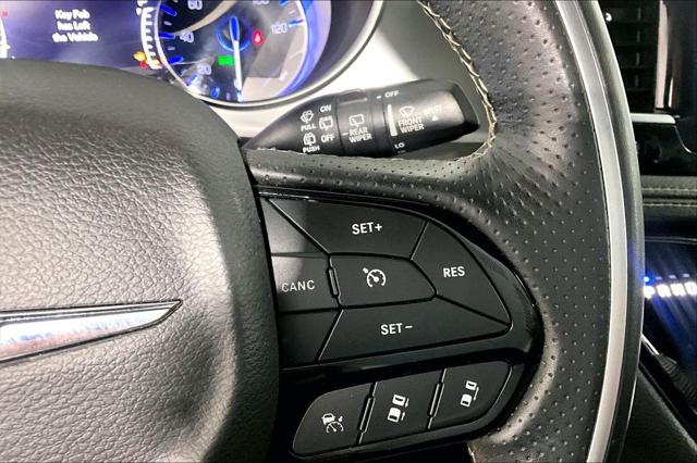 Used 2020 Chrysler Pacifica Limited For Sale in Olive Branch, MS