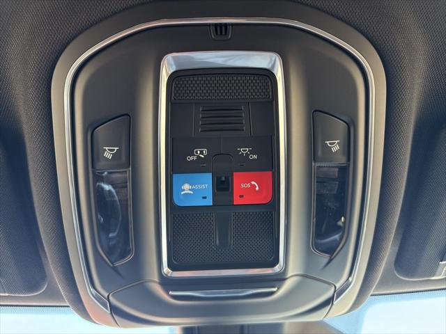 2026 Jeep Grand Cherokee L Laredo 4x4