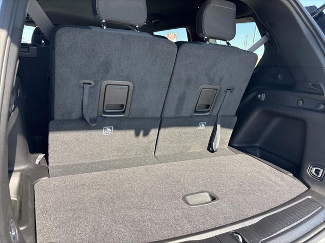 2026 Jeep Grand Cherokee L Laredo 4x4