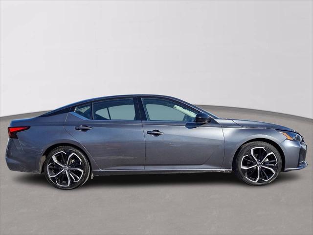 2023 Nissan Altima SR FWD