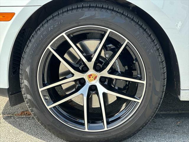 2025 Porsche Macan S