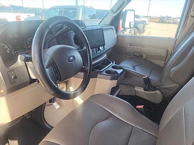 2019 Ford E-450 Cutaway Base