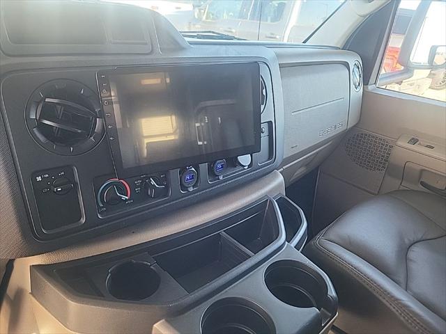 2019 Ford E-450 Cutaway Base