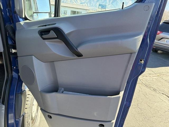 2015 Mercedes-Benz Sprinter 2500 Normal Roof