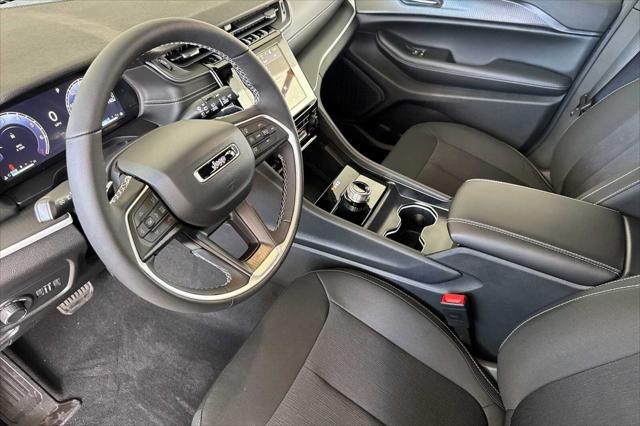 2026 Jeep Grand Cherokee Altitude 4x4