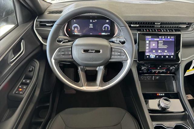 2026 Jeep Grand Cherokee Altitude 4x4