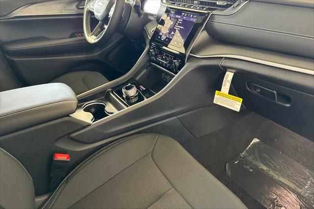 2026 Jeep Grand Cherokee Altitude 4x4