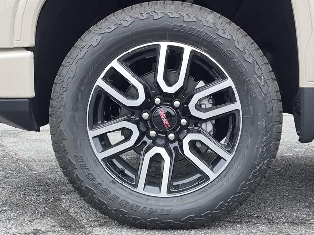 2026 GMC Sierra 1500 Crew Cab, Short Bed, AT4, 4WD