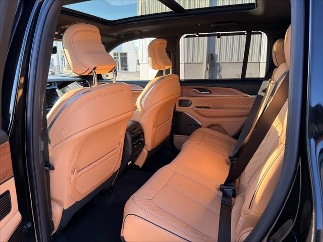 2026 Jeep Grand Cherokee Summit 4x4