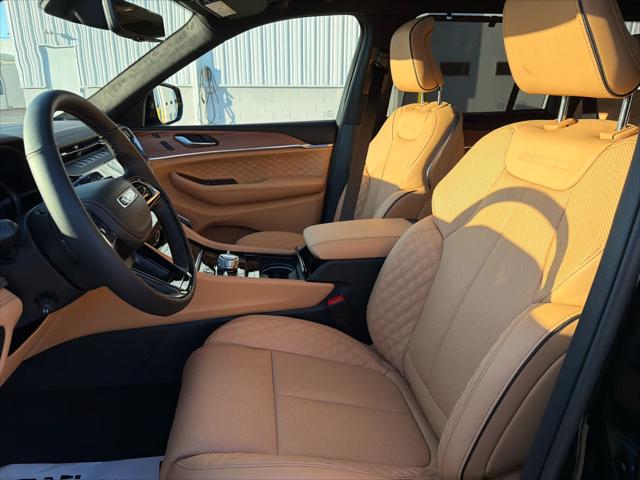 2026 Jeep Grand Cherokee Summit 4x4