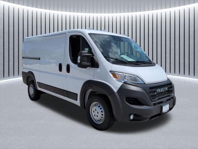 2026 Ram ProMaster Cargo Van Tradesman Low Roof 136 WB w/Pass Seat