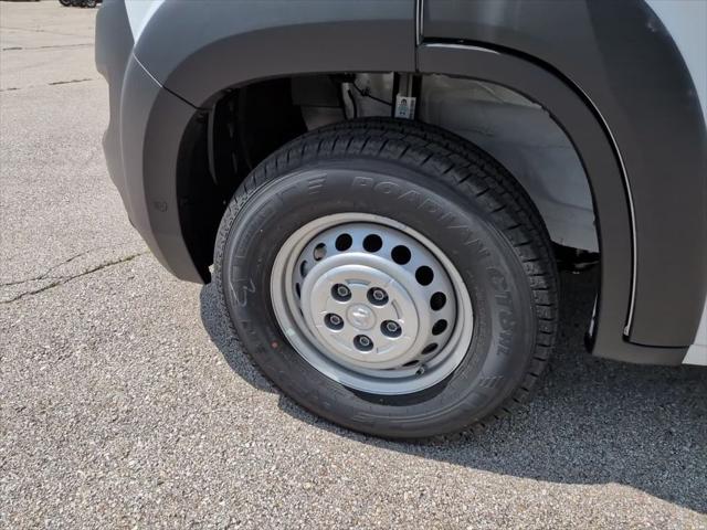 2026 Ram ProMaster Cargo Van Tradesman Low Roof 136 WB w/Pass Seat