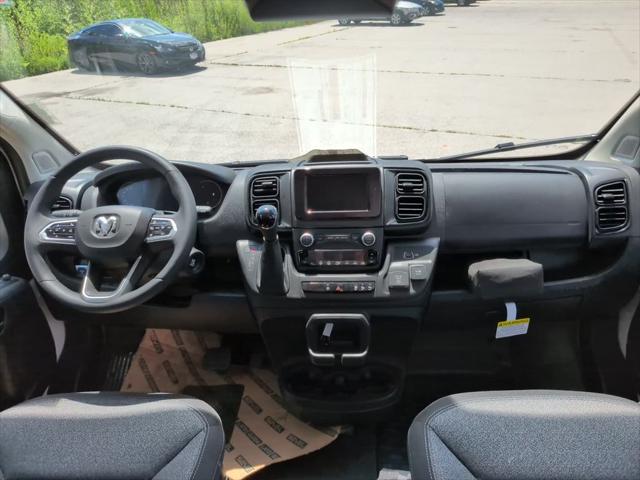 2026 Ram ProMaster Cargo Van Tradesman Low Roof 136 WB w/Pass Seat