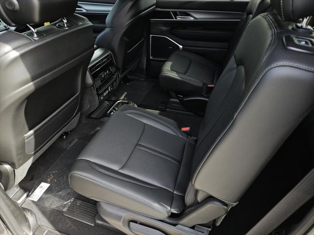 2026 Jeep Grand Wagoneer Upland