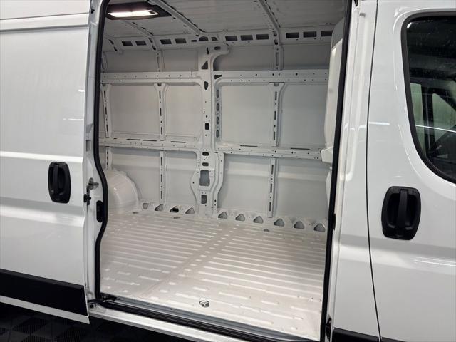 2026 Ram ProMaster Cargo Van Tradesman High Roof 159" WB EXT w/Pass Seat