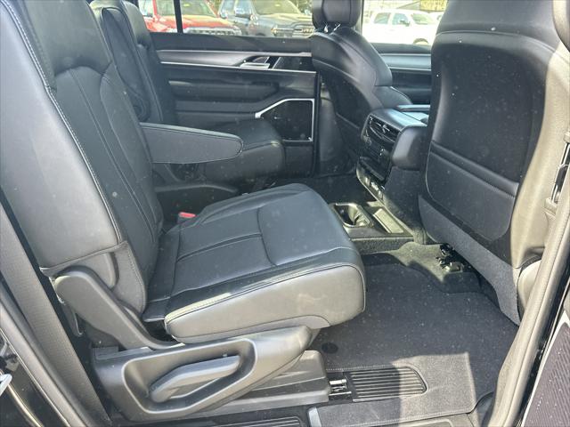 2026 Jeep Grand Wagoneer Limited Altitude 4x4