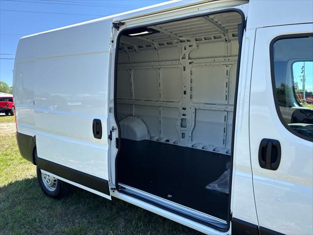 2026 Ram ProMaster Cargo Van Tradesman High Roof 159" WB w/Pass Seat