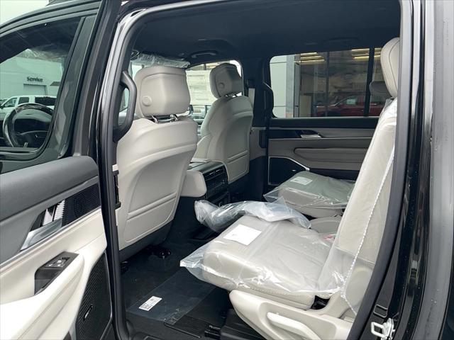 2026 Jeep Grand Wagoneer Limited Altitude 4x4