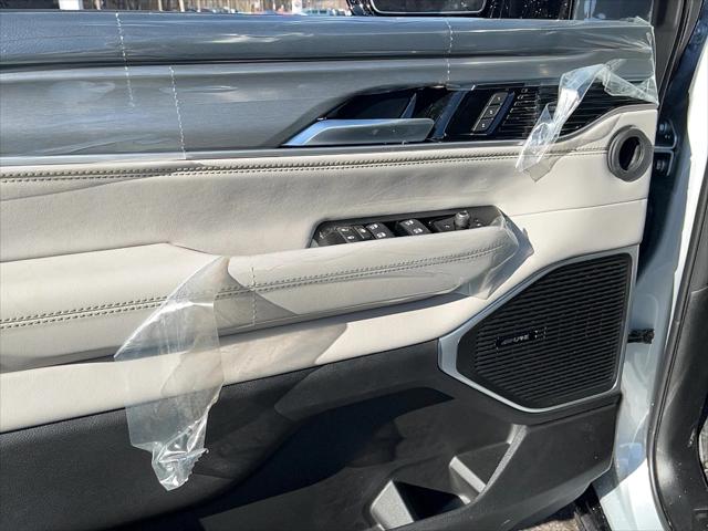 2026 Jeep Grand Wagoneer Limited Altitude 4x4