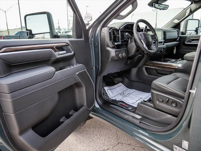 2026 Chevrolet Silverado 2500HD Crew Cab, Standard Bed, LT, 4WD
