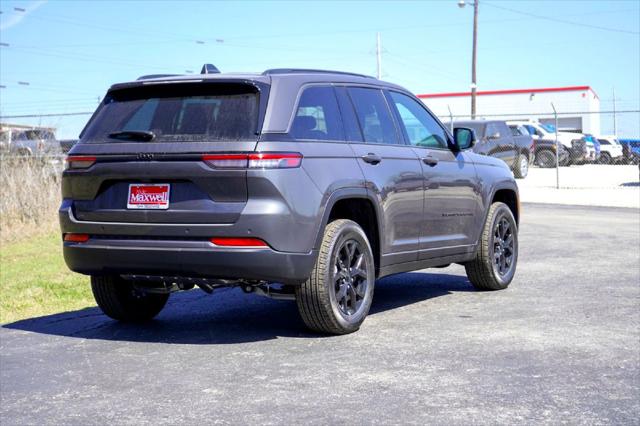2026 Jeep Grand Cherokee Altitude 4x2