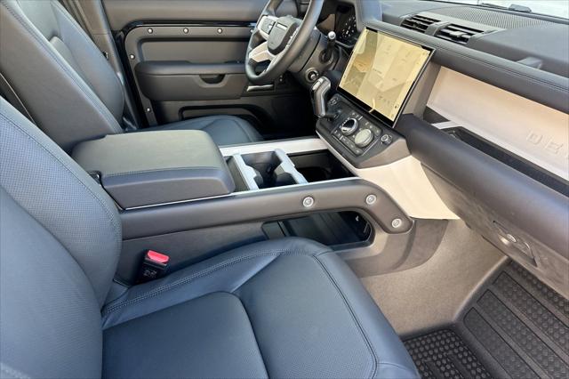 2026 Land Rover Defender P400 X-Dynamic SE