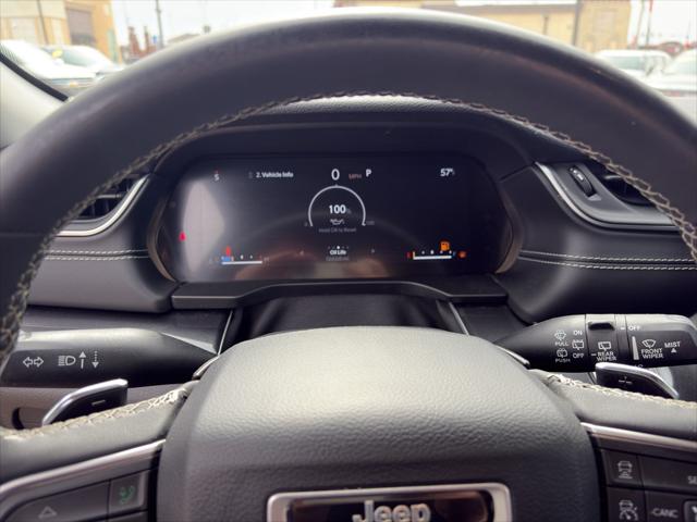 2023 Jeep Grand Cherokee L Laredo 4x4