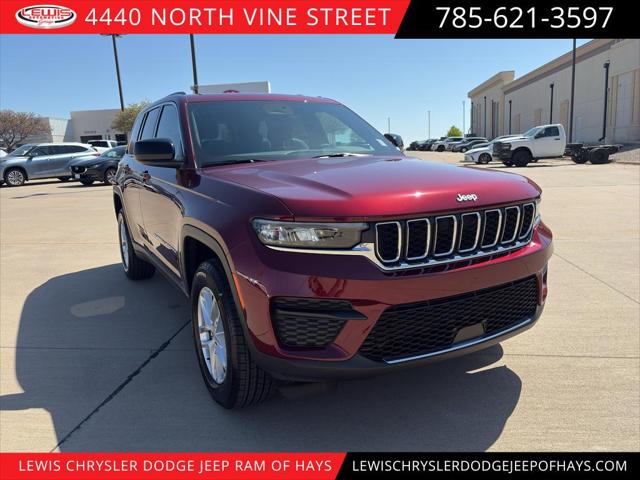 2026 Jeep Grand Cherokee Altitude 4x4 for sale in Hays, KS