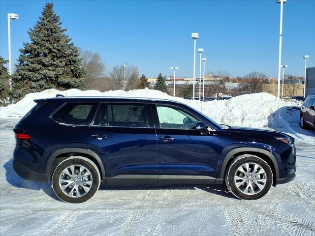 Used 2025 Toyota Grand Highlander Limited with VIN 5TDAAAB52SS096102 for sale in Burnsville, Minnesota