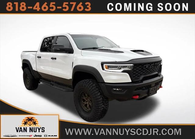 2025 RAM 1500 RHO Crew Cab 4x4 57 Box 2025 RAM 1500 RHO Crew Cab 4x4 57 Box