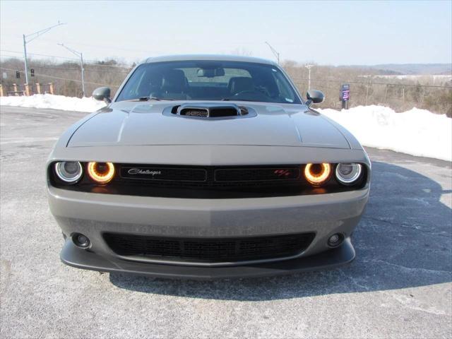 2018 Dodge Challenger 392 Hemi Scat Pack Shaker