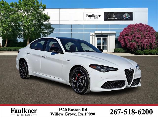 2022 Alfa Romeo Giulia Veloce AWD 2022 Alfa Romeo Giulia Veloce AWD