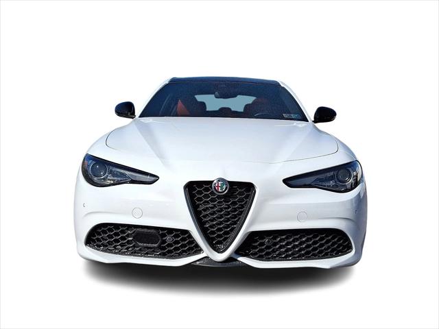 2022 Alfa Romeo Giulia Veloce AWD 2022 Alfa Romeo Giulia Veloce AWD