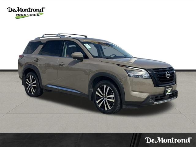 2023 Nissan Pathfinder Platinum FWD