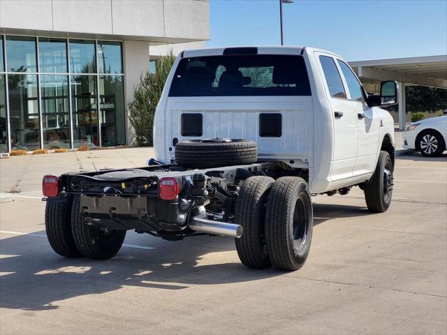 2026 RAM Ram 3500 Chassis Cab RAM 3500 TRADESMAN CREW CAB CHASSIS 4X4 60 CA
