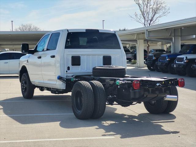 2026 RAM Ram 3500 Chassis Cab RAM 3500 TRADESMAN CREW CAB CHASSIS 4X4 60 CA