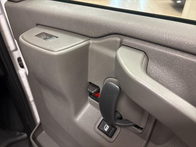 2024 GMC Savana Cargo RWD 2500 Regular Wheelbase Work Van