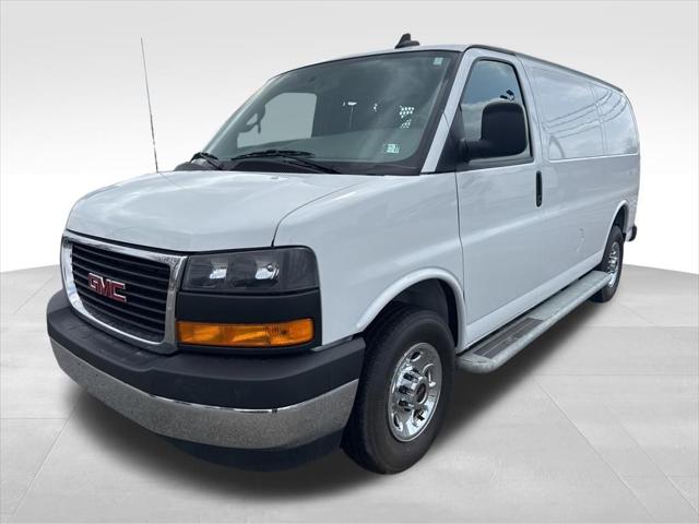 2024 GMC Savana Cargo RWD 2500 Regular Wheelbase Work Van