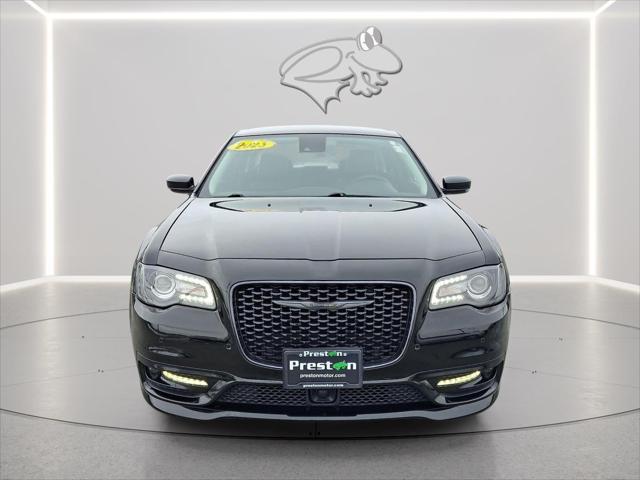 2023 Chrysler 300 Touring-L 2023 Chrysler 300 Touring-L